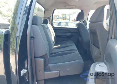 2008 Chevrolet Silverado K2500 Heavy Duty z USA, uszkodzony, nr VIN 1GCHK23618F141130